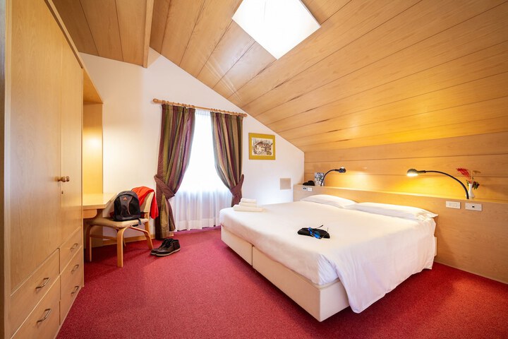 Room 14 of 47