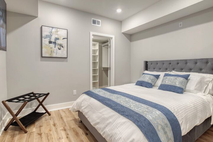 Room 10 of 62
