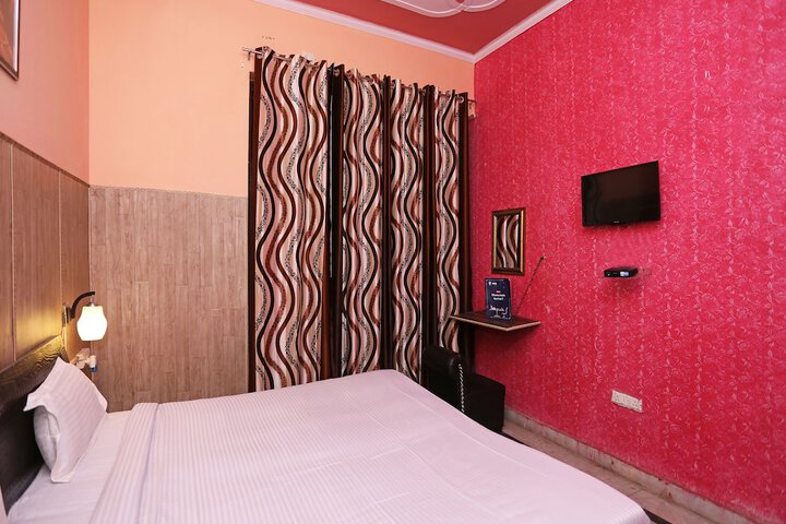 Room 10 of 22