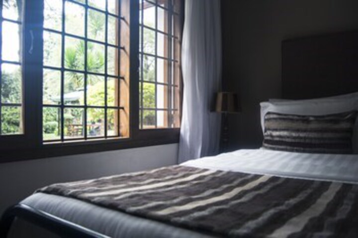 Room 33 of 33
