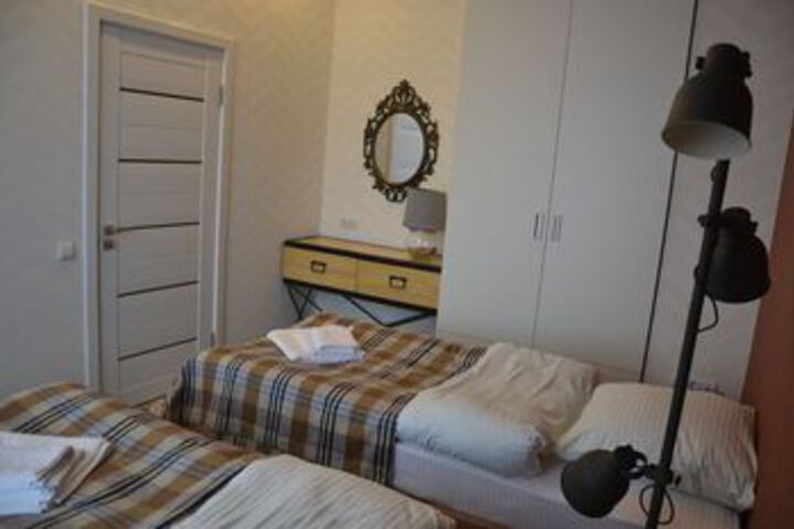 Room 18 of 50