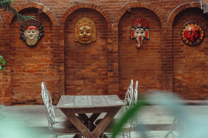 Dining 84 of 98