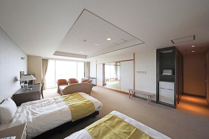 Room 6 of 71