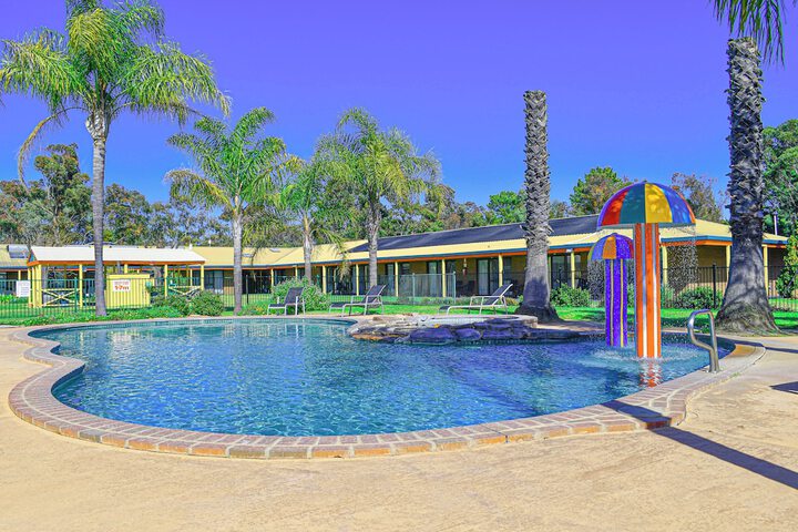 Pool 68 of 99