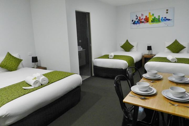 Room 9 of 42