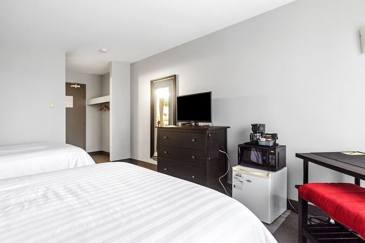 Room 16 of 30
