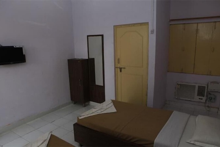 Room 56 of 117
