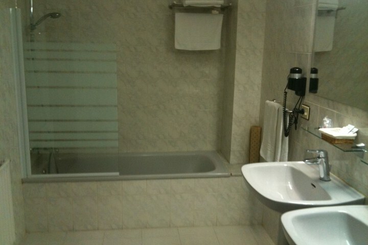 Bathroom Interior Photo