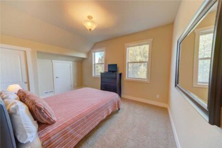 Room 17 of 23
