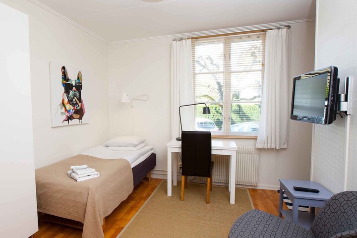 Room 10 of 39