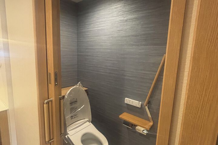 Room 18 of 28