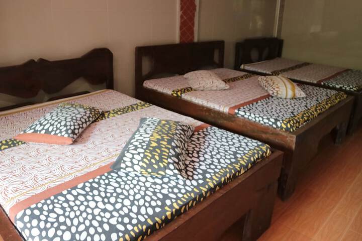 Room 5 of 39