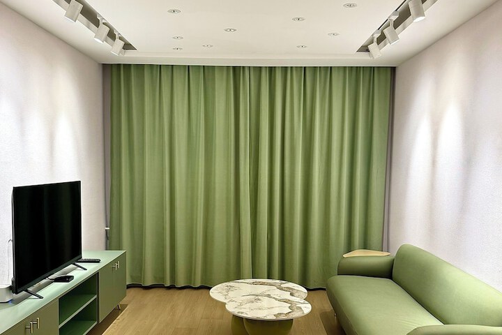Room 27 of 68