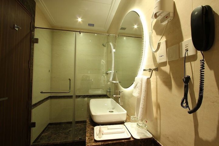 Clean Restrooms