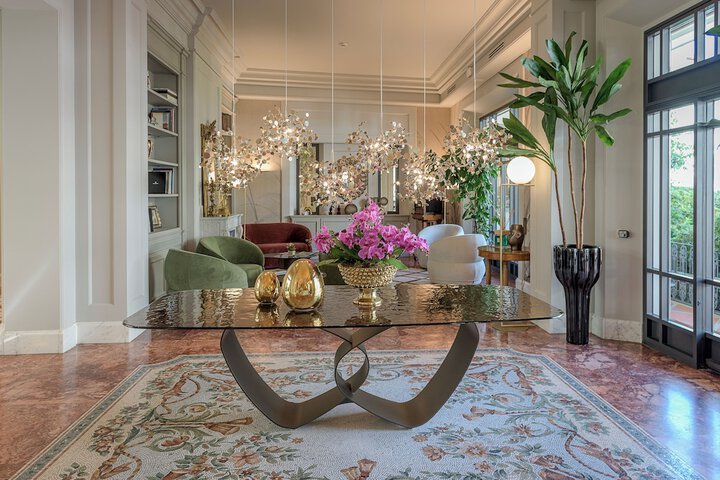 Guest Lobby