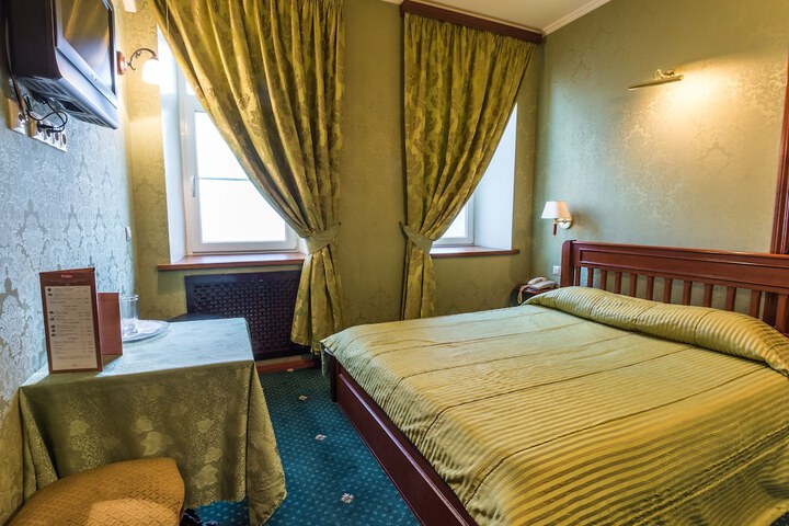 Room 29 of 35