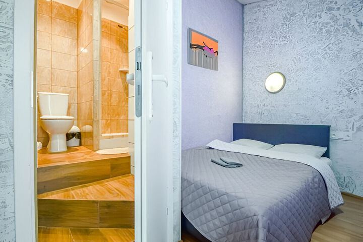 Room 107 of 159