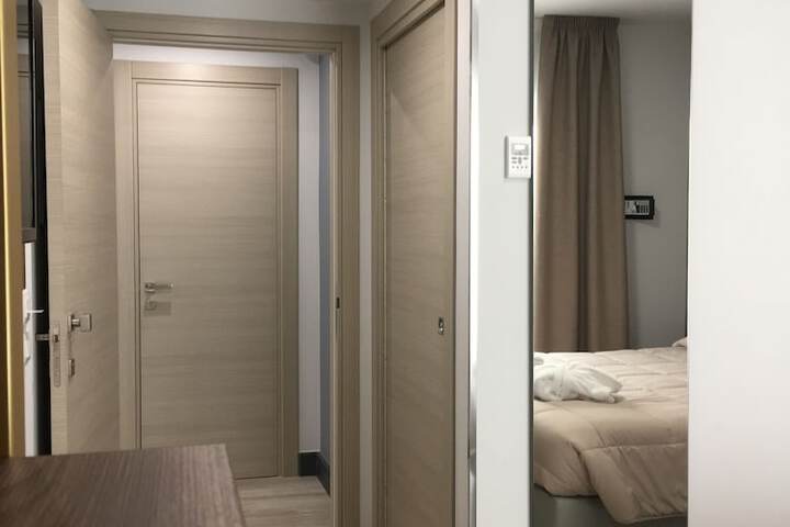 Room 19 of 44