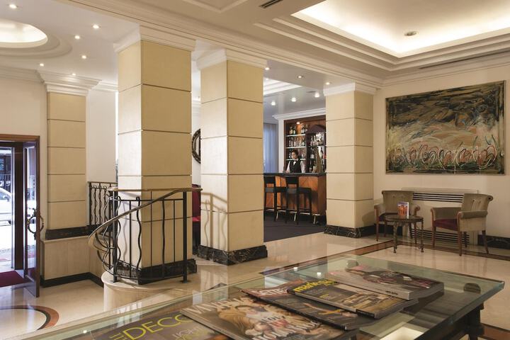 Guest Lobby