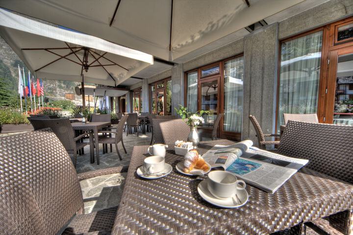 Breakfast buffet