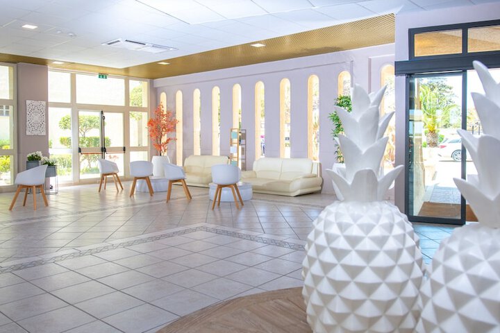 Lobby Entry