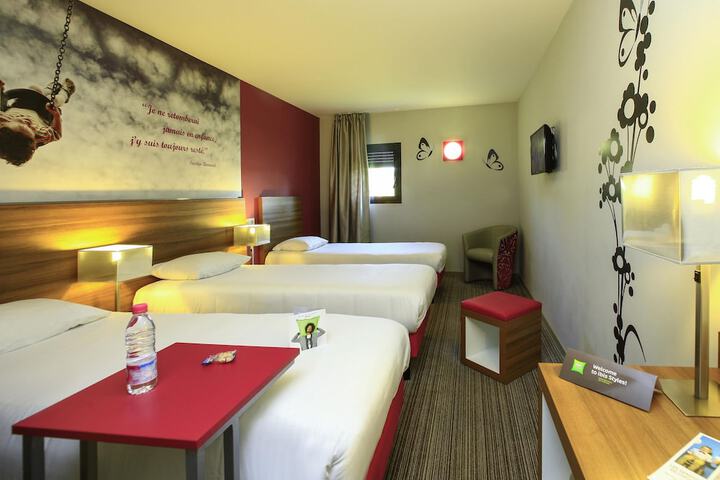 Room 13 of 45