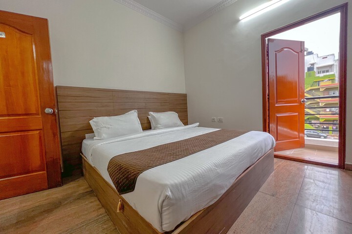 Room 29 of 76