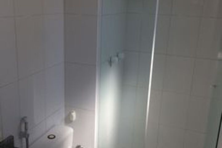 Room 6 of 24