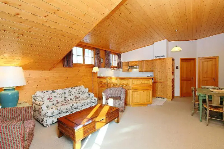 Room 2 of 13