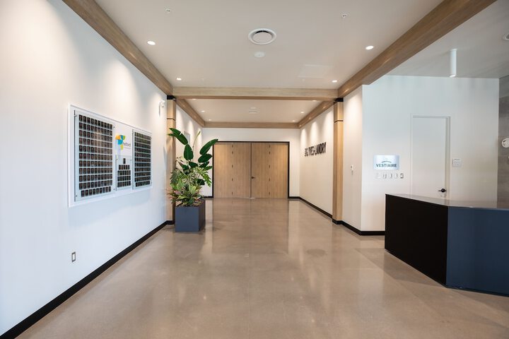 Ballroom/Hall 79 of 125