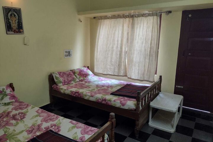 Room 14 of 22
