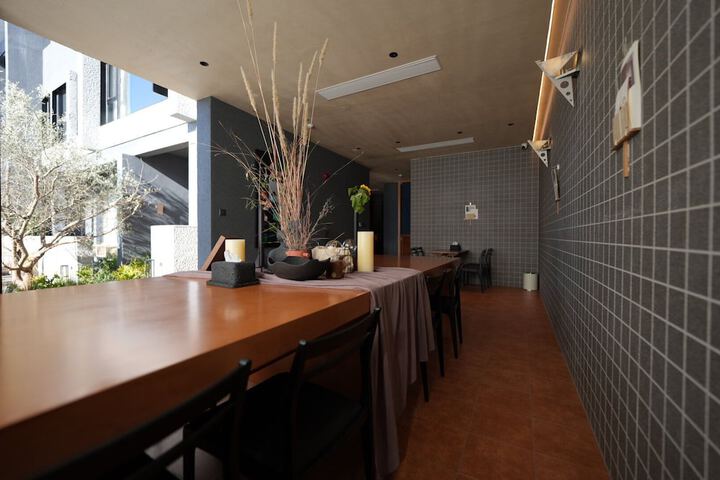 Dining 120 of 169