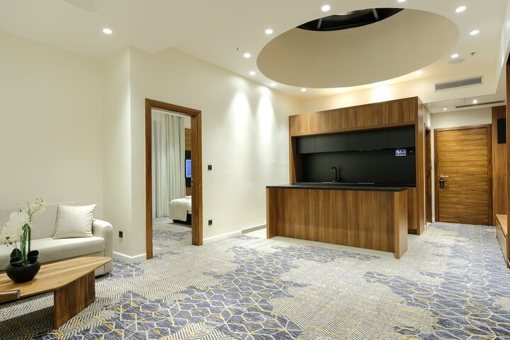 Room 36 of 103