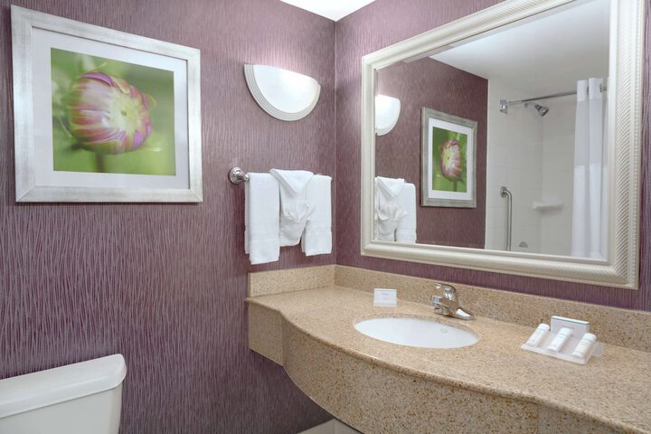 2 Queen Beds (4 of 10)