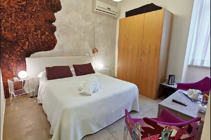 Room 20 of 49