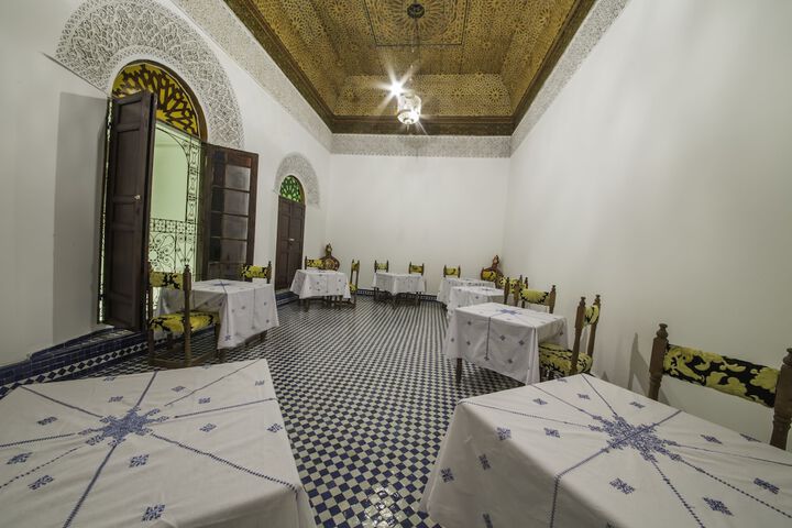 Dining 67 of 98