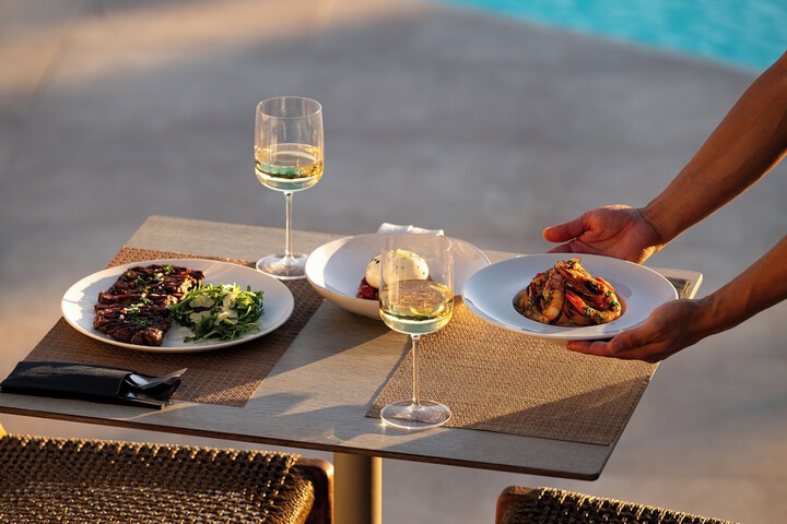 Dining 85 of 107