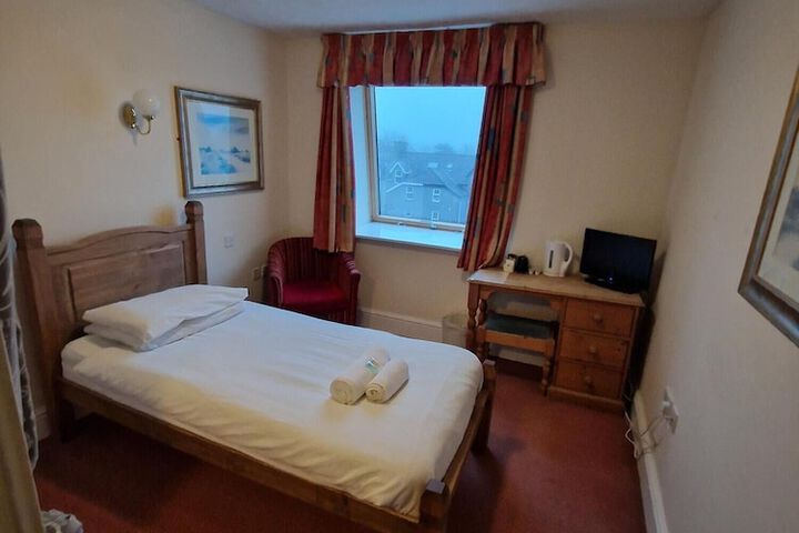 Room 9 of 45