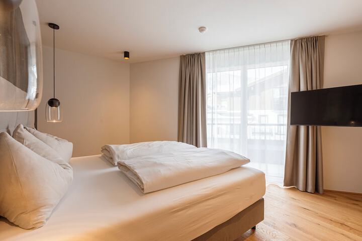 Room 15 of 62