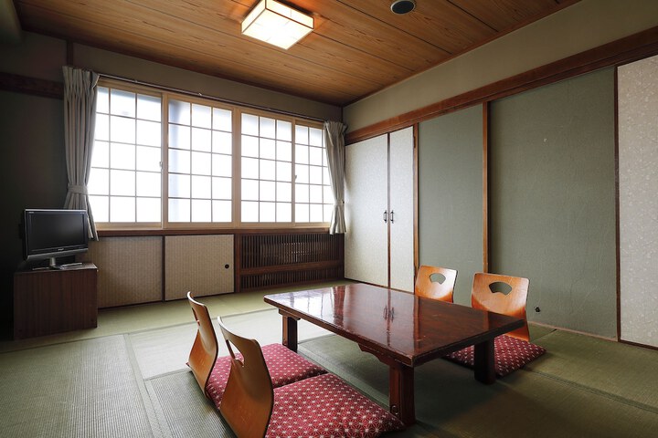 Room 23 of 52