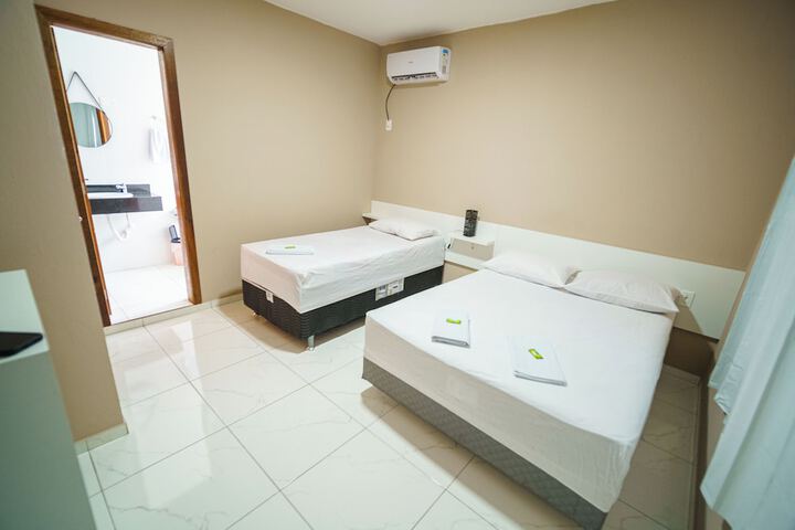Room 5 of 31