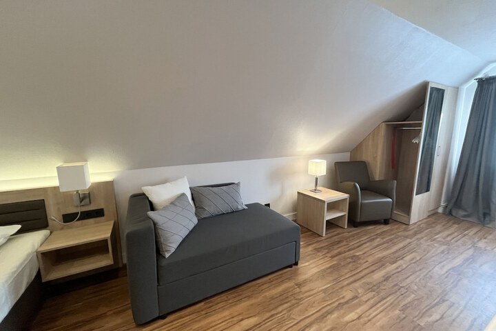 Room 54 of 92