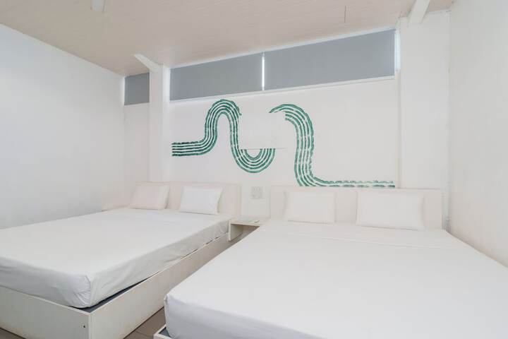 Room 31 of 63