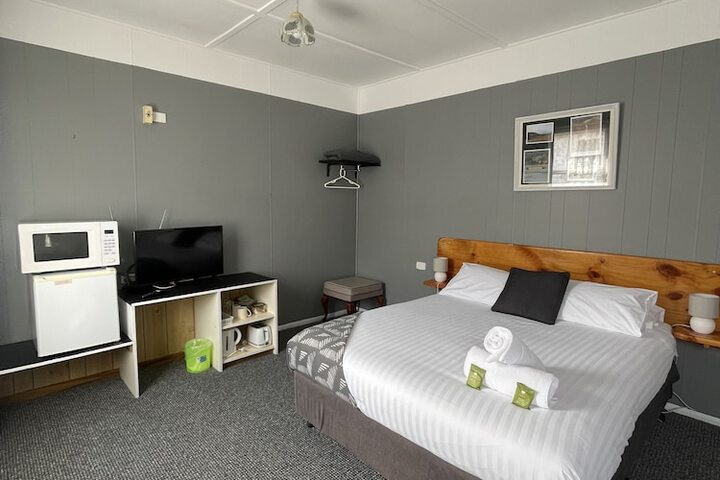 Room 9 of 55
