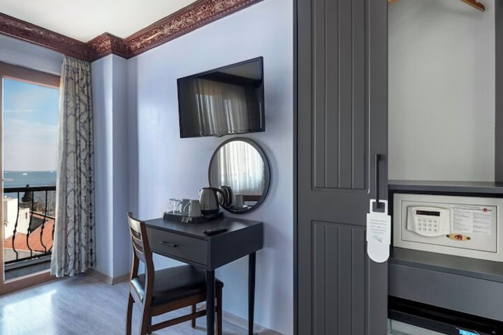 Room amenity