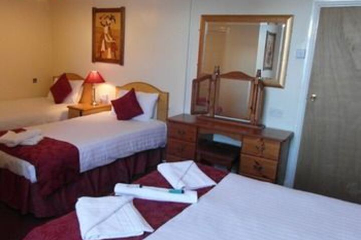 Room 44 of 58
