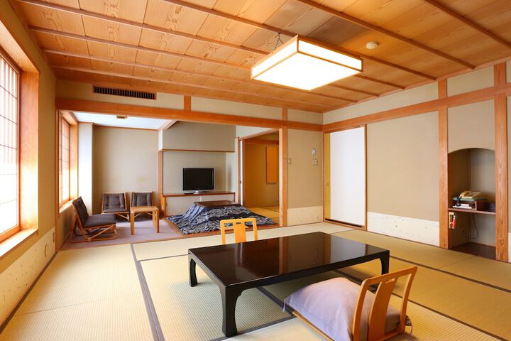 Room 9 of 45