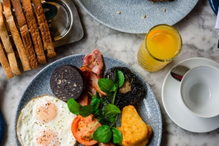 Breakfast meal