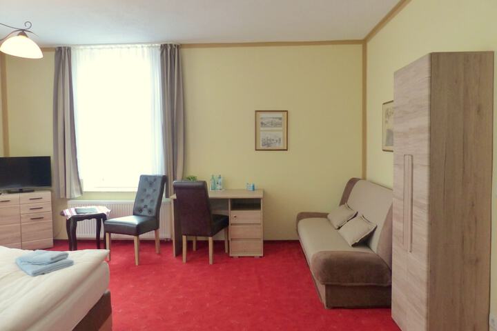 Room 14 of 47