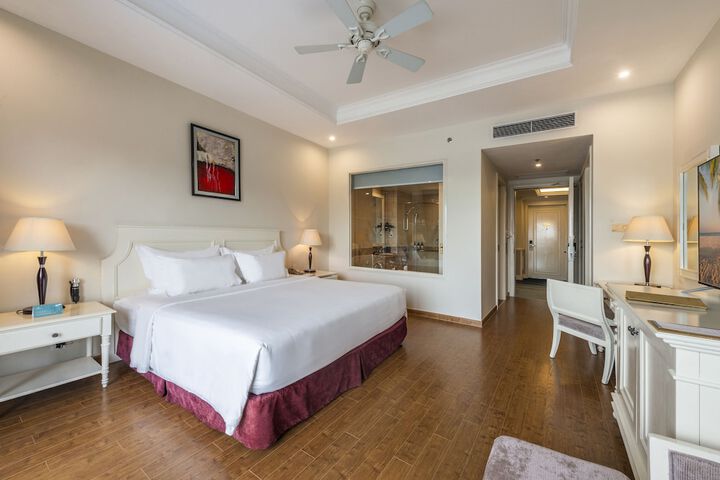 Room 10 of 139